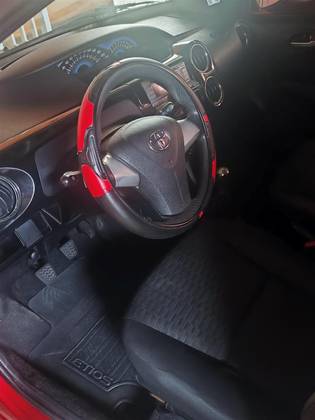 TOYOTA ETIOS 1.5 XS 16V FLEX 4P MANUAL TOYOTA ETIOS 1.5 XS 16V FLEX 4P MANUAL